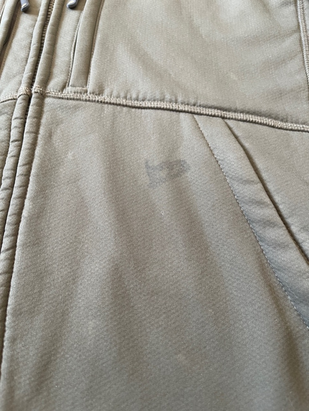 Loki Softshell Hooded Jacket - Picture 10 of 10